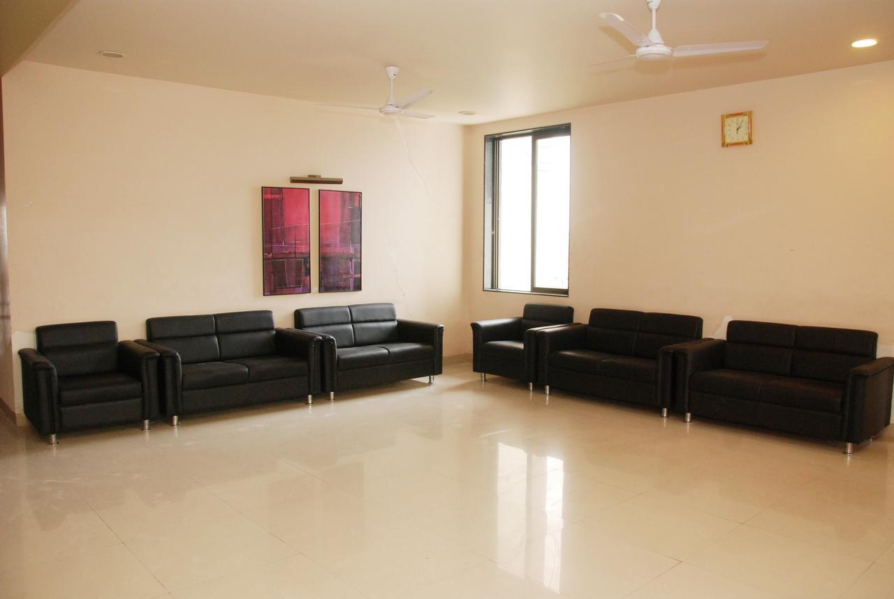 Hotel Lake View Satara Exterior foto